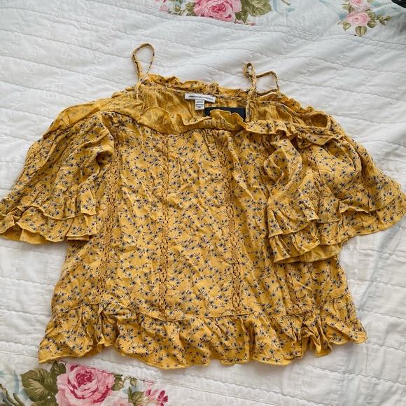 American Eagle off the shoulder top - Picture 1 of 2